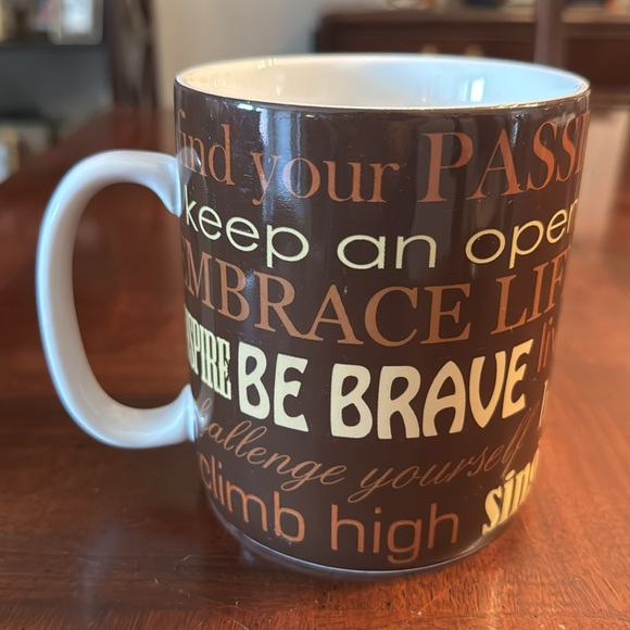 222 FIFTH Inspiration TRAVEL FAR Be Brave Embrace Life JUMBO 32oz MUG Cup - Picture 5 of 8